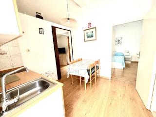 Ferienwohnung in Sukosan mit Terrasse, Klimaanlage, W-LAN 131-1 - Sukošan - 3