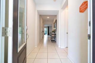 Beautiful 5 Bed Home in Solara with Private Pool - 6