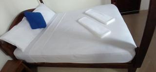 Oviniru Beach Hotel - 1