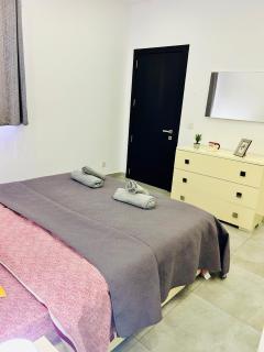 Cosy Seaside APT, 200m from the Seafront - Il-Gżira - 5