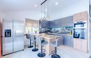 Beach Front Apartment In Blato - 3
