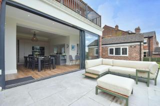 Grand Victorian House - Kidsgrove - 6