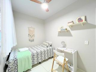 3qts, AR na suíte, Wi-Fi 280Mb a 500m Praia - 4