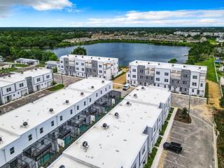 5BR Getaway w Pool Close to Disney and Universal - Davenport - 4