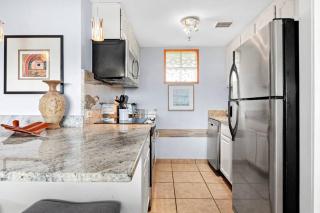 Coastal Chic Getaway - Rio Grande - 6