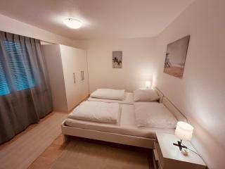 3-Room Apartment for Business Travelers & Families, Free WiFi & TV with 70 Countries, DAZN, Sky, Netflix & Disney - Wynau - 3