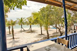 Koh Rong Beach Hostel and Bungalows - 1