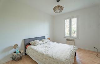 Nice Home In Blaye With Wifi - 5