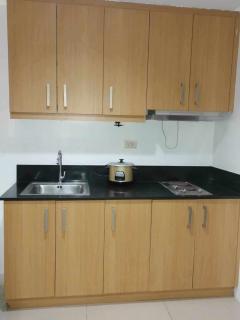 spacious 1 br fully furnished condo - Manila - 5