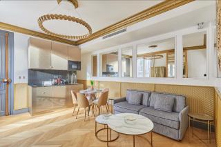 Appartements Champs Elysées - Avenue Montaigne by Studio Prestige - Paris - 5