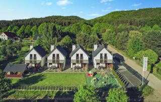 3 Bedroom Cozy Home In Lubkowo - 0