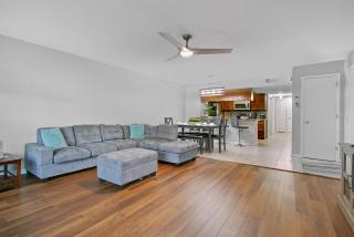 Familiar Retreat with Resort Access Near Disney - 4