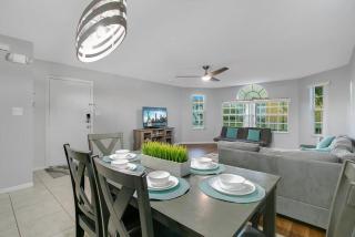 Familiar Retreat with Resort Access Near Disney - 1