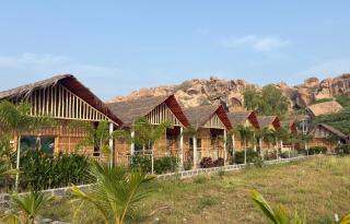 Osho's Organic Resort Hampi - Hampi - 2