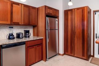 Residences at Barrier Reef 1-3C Oceanfront 2 BR by Stay Floreo - San Pedro - 8