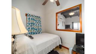 Residences at Barrier Reef 1-2C Oceanfront 2 BR by Stay Floreo - 8