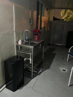 Private Studio in West Hialeah - 5