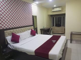 Hotel Eco Park - - 7