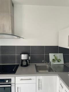 Appartement T2 lumineux, très bien équipé, proche centre-ville - Salies-de-Béarn - 1