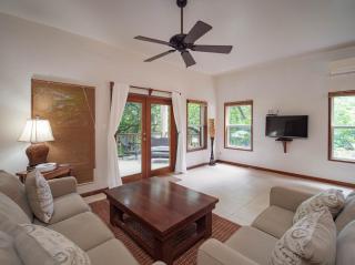 Residences at Barrier Reef 16A Garden View 1 BR by Stay Floreo - 4