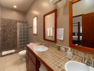 Residences at Barrier Reef 16A Garden View 1 BR by Stay Floreo - 6