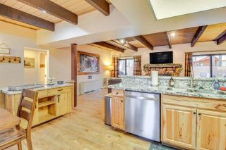 7 Mi to Rainbow Lake Pinetop Condo with Patio! - Indian Pine - 5