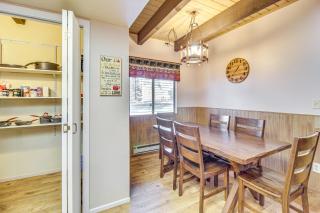 7 Mi to Rainbow Lake Pinetop Condo with Patio! - Indian Pine - 4