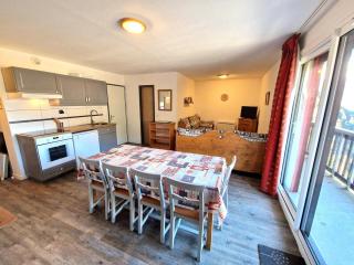 Appartement 3 Pièces + Cabine 8/10 Pers. - Cœur de Station, Proche Pistes et Commerces, 55m² - FR-1-265-191 - Valfréjus - 2