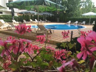 Beatris Family House - Sunny Beach - 1