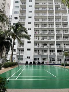 2br shore residences staycation - 7