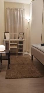 Bedroom in apartment 12 minutes to Oslo City by train - Oslo - 7