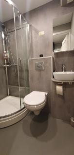 Bedroom in apartment 12 minutes to Oslo City by train - Oslo - 5