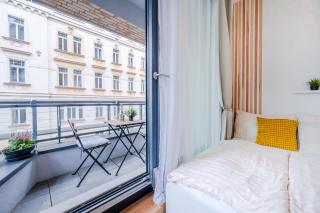 New-built Golden Luxury Studio with Balcony - Praga - 6