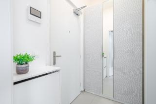 New-built Golden Luxury Studio with Balcony - Praga - 3