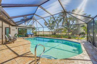 Bonita Springs Home with Lake Views 8 Mi to Beach! - Bonita Springs - 0