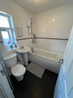 Spacious rooms for rent 10 min from Tower Bridge - Londra - 5