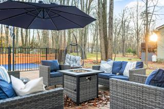 Acute Chalet - Cozy I Elegant I Serene - Pocono Summit - 6