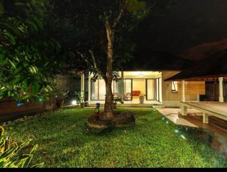 Beautiful Bungalow in East Bali - Bebandem - 5