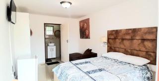 Royal Chestnut Guesthouse - Kempton Park - 2
