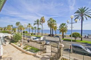 Cosy Cariatides Condo Promenade - 4