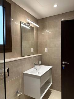 Luxury Apartment Laguna Garden - Salalah - 9
