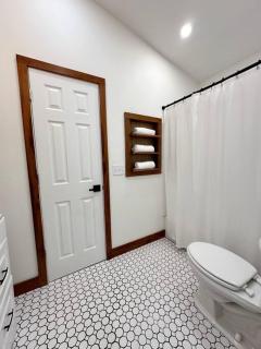 Riverfront Retreat in Columbus - 4