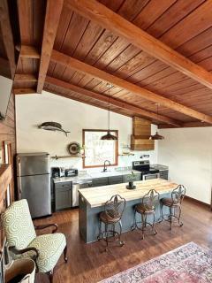 Riverfront Retreat in Columbus - 8