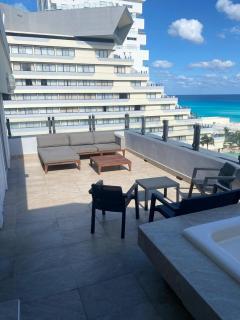 Fabulous Oceanview Suite Access to Beach & Pools - 4