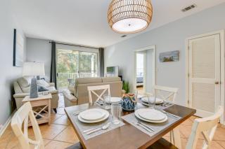 Coastal Sandestin Condo Near Beaches and Golf! - Destin - 2