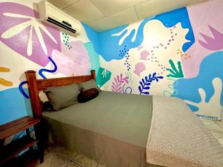 Shipwrecked Hostel - Uvita - 1