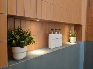 Peaceful Roman Retreat - 1