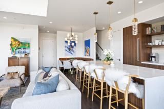 Walk to Gondola, Heated Pool, Luxury Interiors, 2 Car Garage, Sleeps 12, Spacious Patio! - Park City - 2