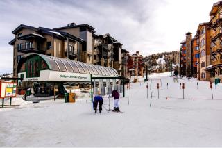Deer Valley Ski In and Out, Luxury Condo, Amazing Views, Private Balcony Slope Side - Hot Tub! - Park City - 1