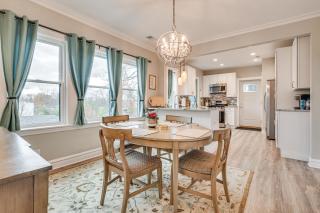 Family Apartment with Deck and Yard Near Northwestern - Evanston - 0